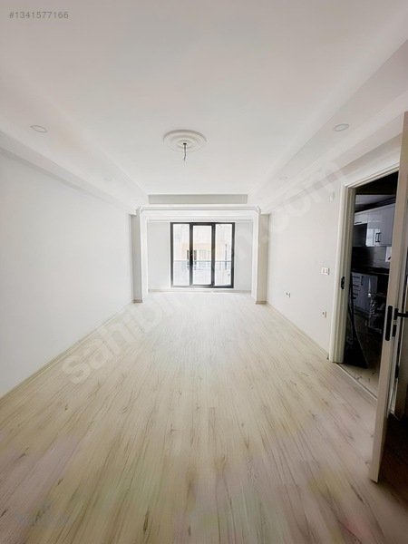 Kemalpaşa · Sıfır Geniş 2+1 Arakat — fotoğraf 2